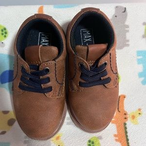 Boys dress shoes size 6
